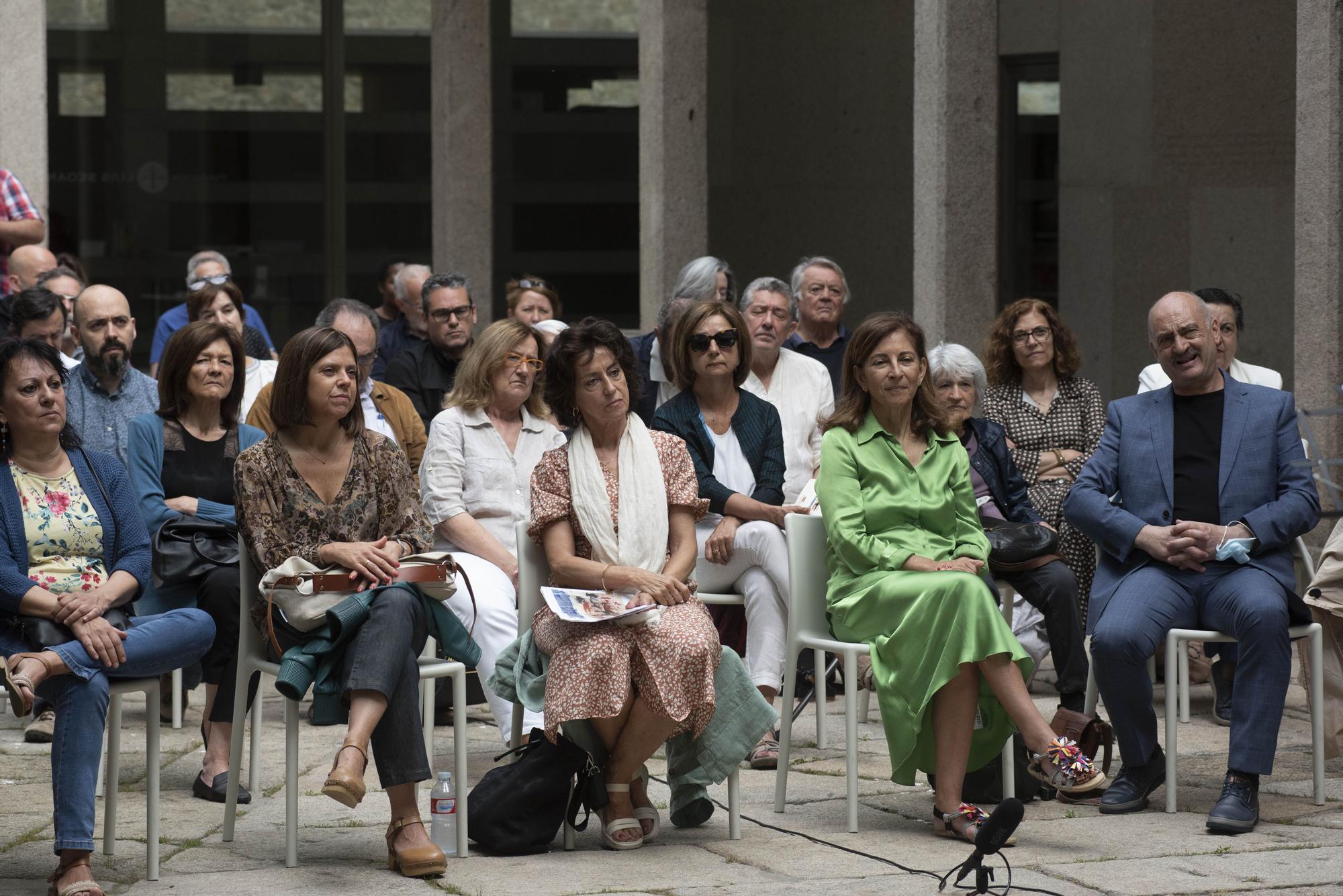 Acto poético musical de presentación 'Poemas guardados' de Lino Braxe en la Fundación Luis Seoane