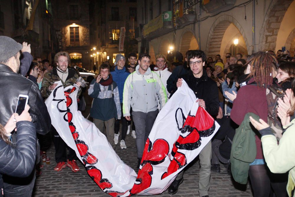 Rebuda del jove deixat en llibertat pels aldarulls de Girona