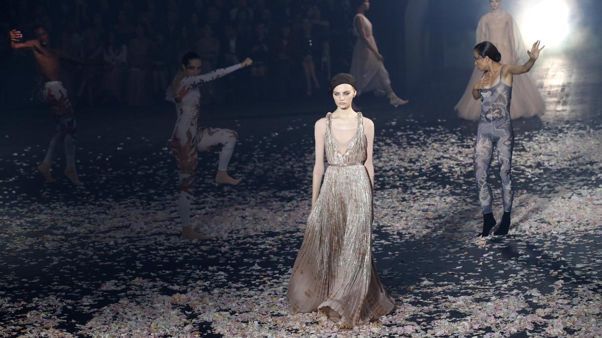 Desfile de Dior en la Semana de la Moda de París