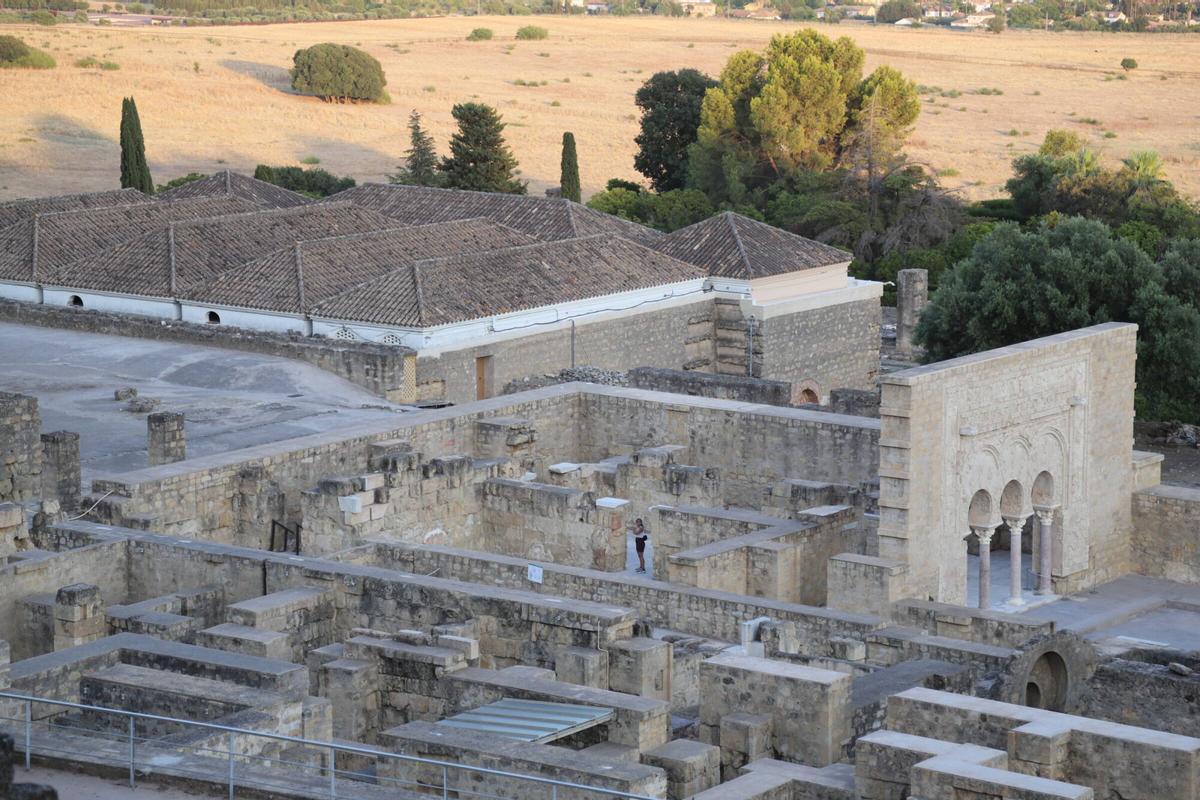 Cordoba Medina Azahara, Visitas nocturnas teatralizadas