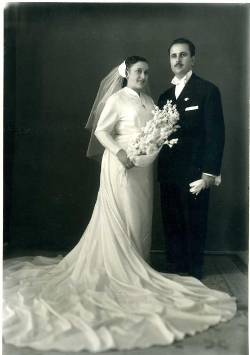 Boda de José Candela Bordonado y Conchita Penalva Peral en Elche, el 28 de septiembre de 1952