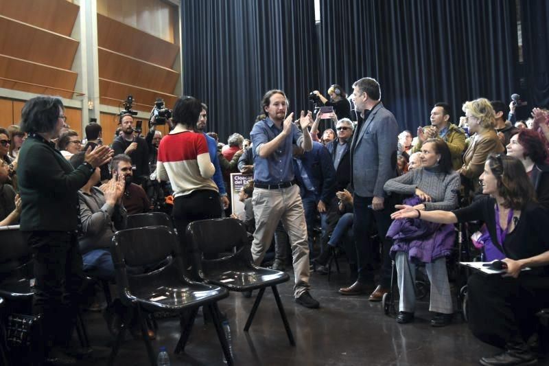 El líder de Podemos visita la capital aragonesa