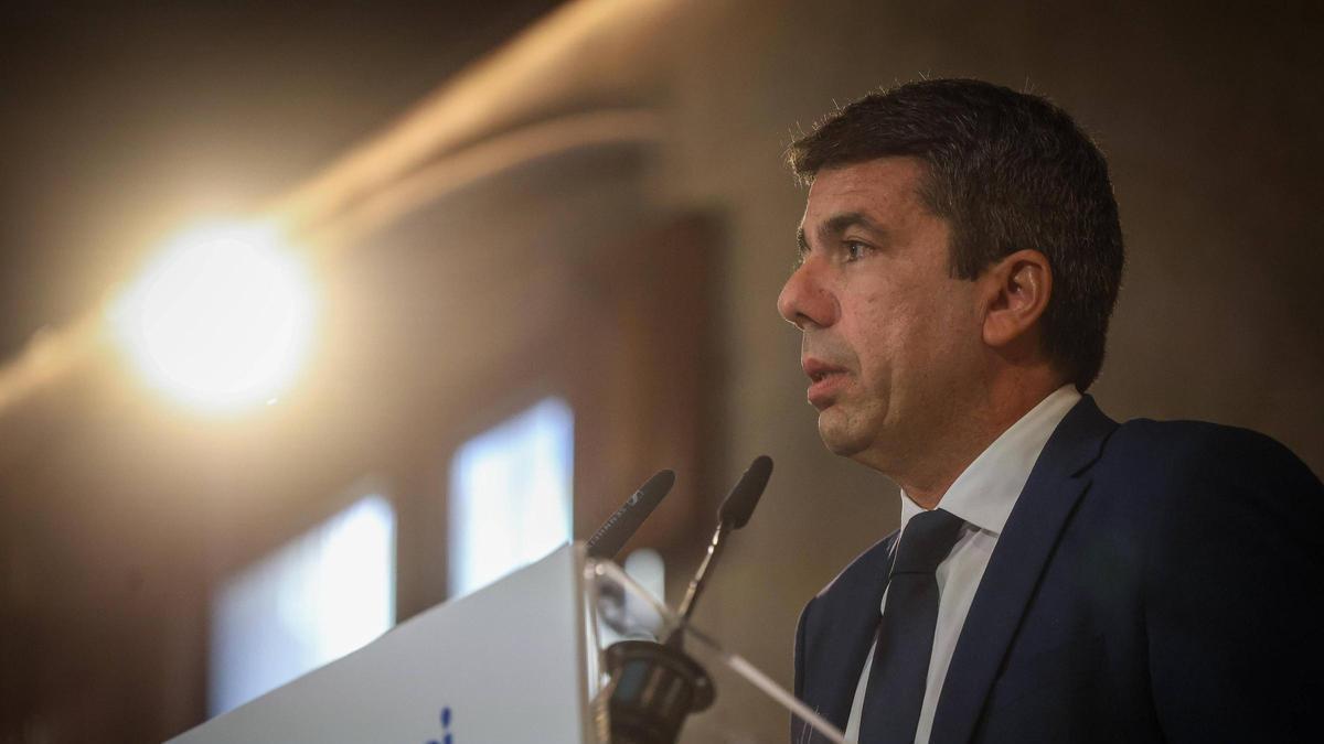 Carlos Mazón en la declaración institucional en la que anunció su dimisión.