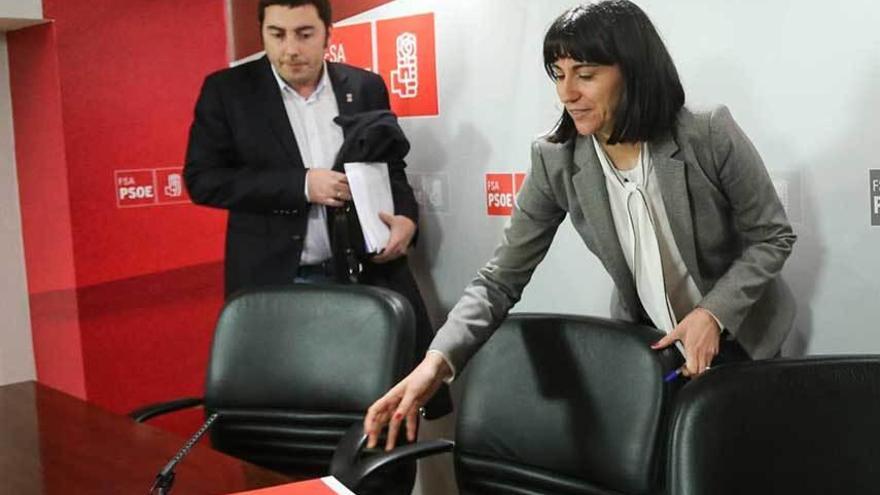 Elsa Pérez y Gerardo Sanz, ayer, en la sede de la FSA.