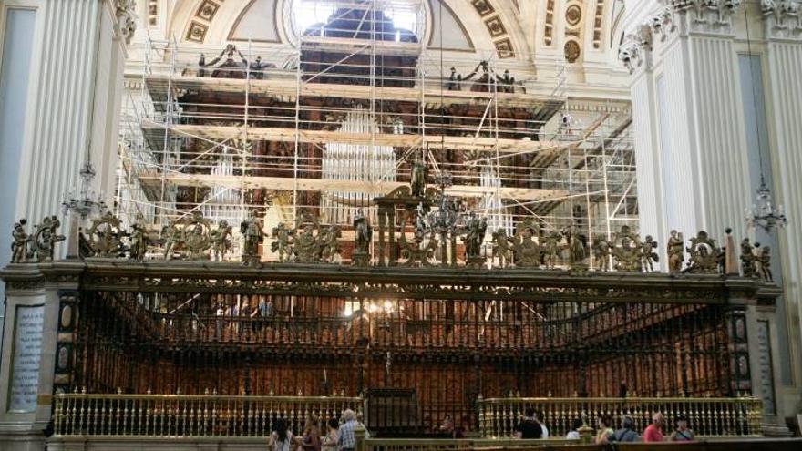 El órgano del Pilar ultima su limpieza para celebrar las fiestas