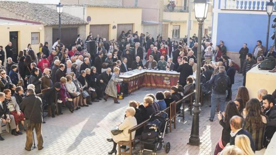 Sax se vuelca con la celebración de la tradición medieval del Cabildo