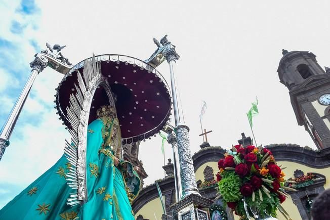 Procesion y Romeria por las Fiestas de las ...