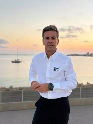 José Luis Martínez-Latour Brufal asume la presidencia del Club Náutico Santa Pola