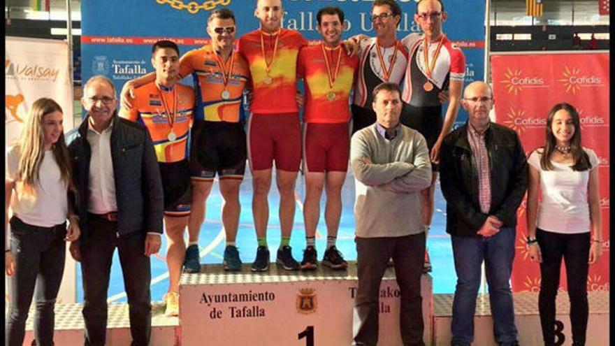 Casinos debuta como ciclista con medalla en el Nacional