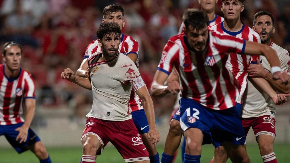 El Real Murcia y el Real Zaragoza se enfrentan en un duelo de históricos por el liderato