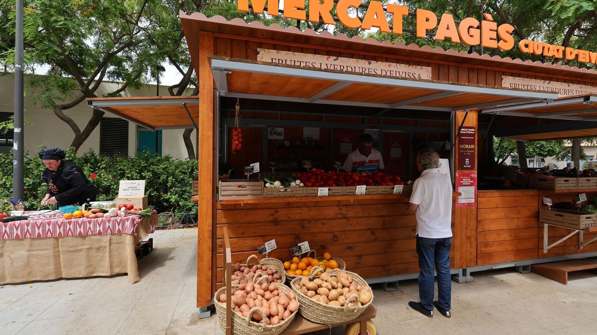 El Mercat Pagès de Ibiza, ayer.