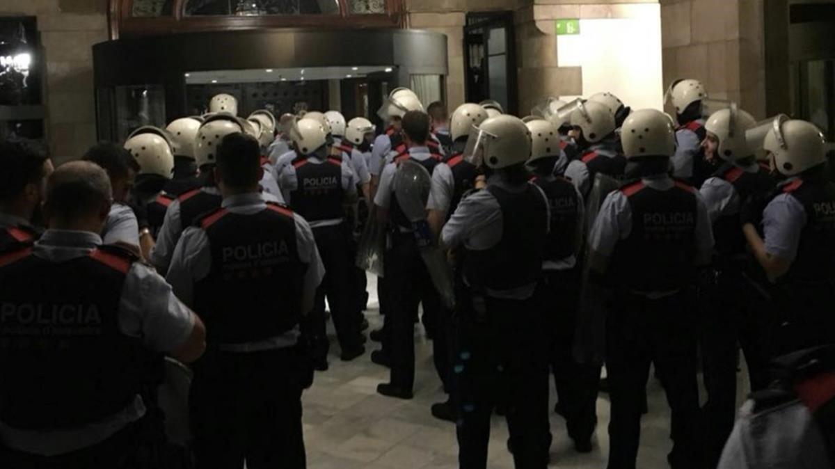cmontanyes45304699 mossos181002205205 cmontanyes45304699 mossos181002205205