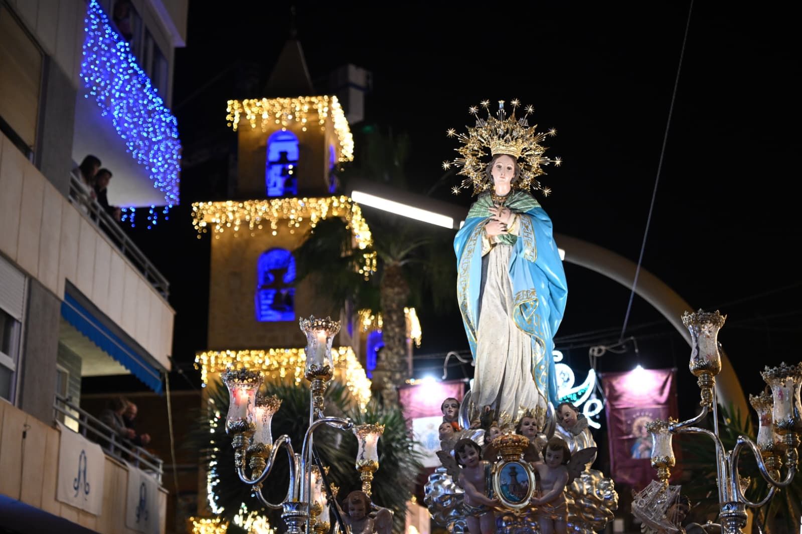 Así ha sido la procesión de La Purísima por las calles de Torrevieja