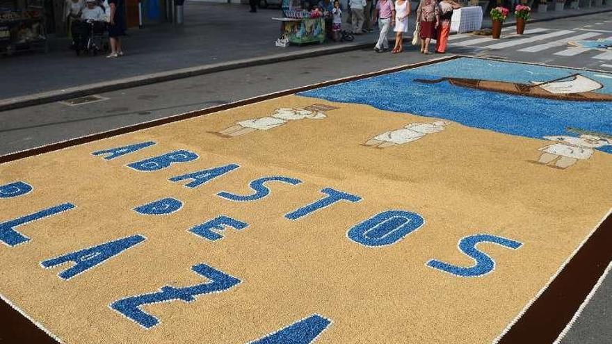 La alfombra del año pasado de la plaza de abastos de Bueu. // G.N.