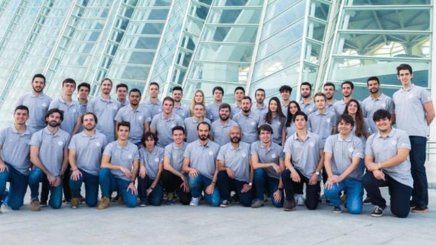 Integrantes del equipo Hyperloop de la Universitat Politècnica.