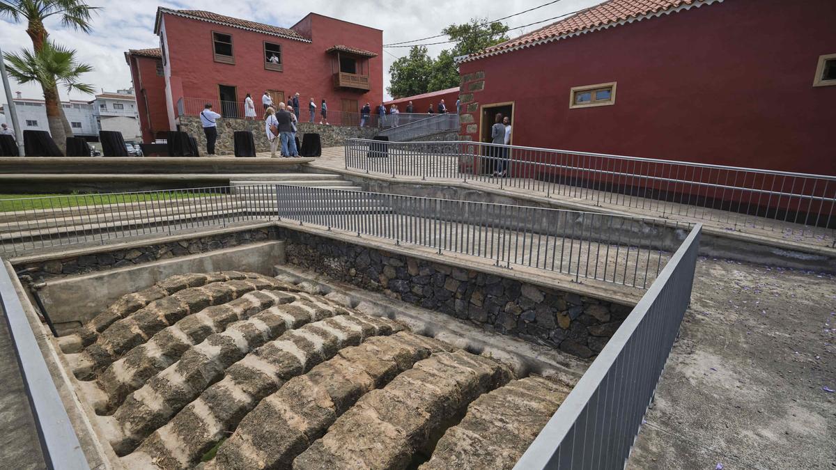 El Ayuntamiento de El Sauzal inaugura la rehabilitada Casa Roja, del siglo XVIII, que se destinará a uso formativo.