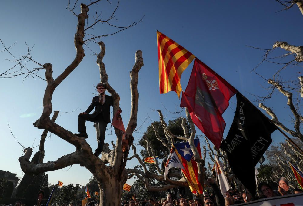 Manifestants al Parlament.