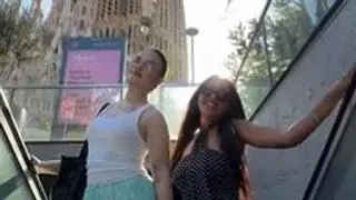"¿Por qué los hombres no entienden que necesitan mantenerse al margen en público?", el polémico vídeo de una turista en las escaleras del metro de Sagrada Família de Barcelona