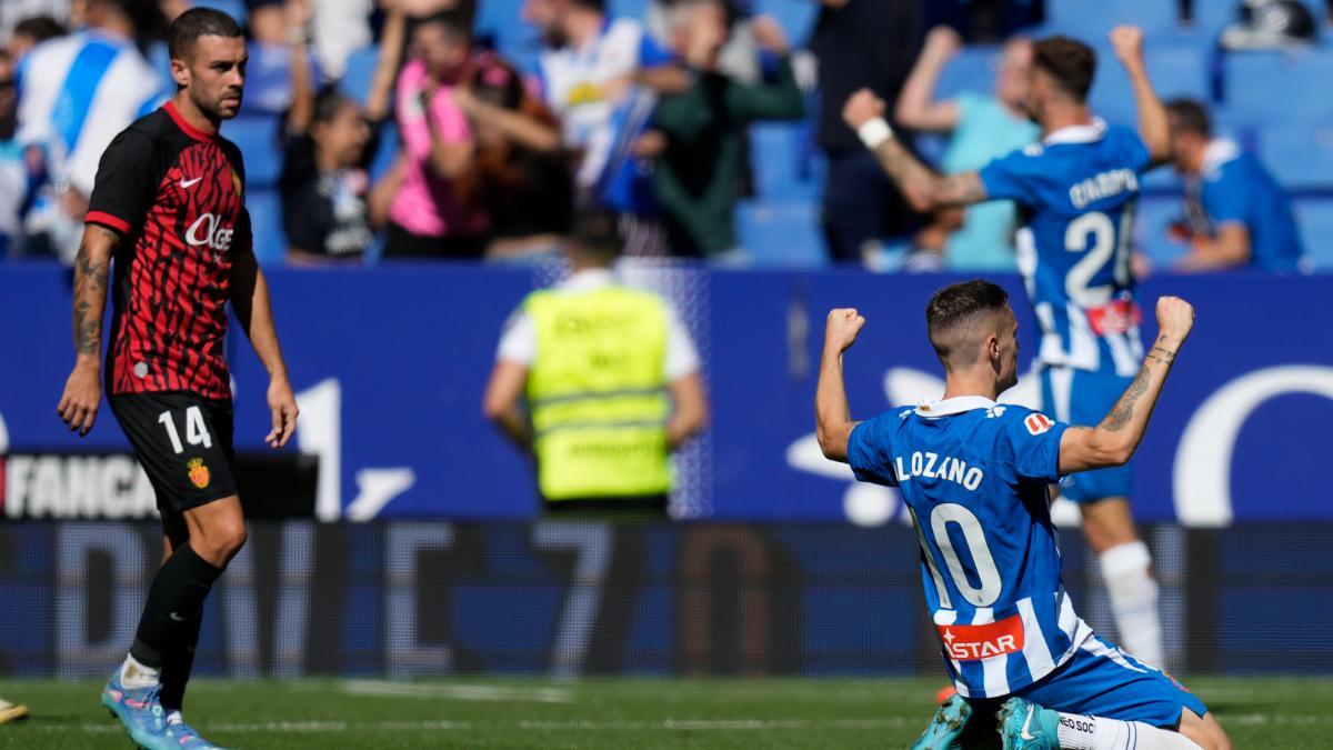 Pol Lozano celebra un gol durante el partido de LaLiga disputado frente al RCD Mallorca