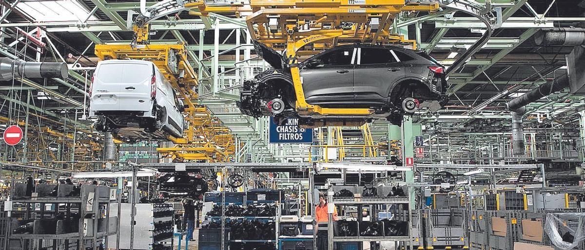 Interior de la fábrica de Ford en Almussafes, a comienzos de este mes de julio.