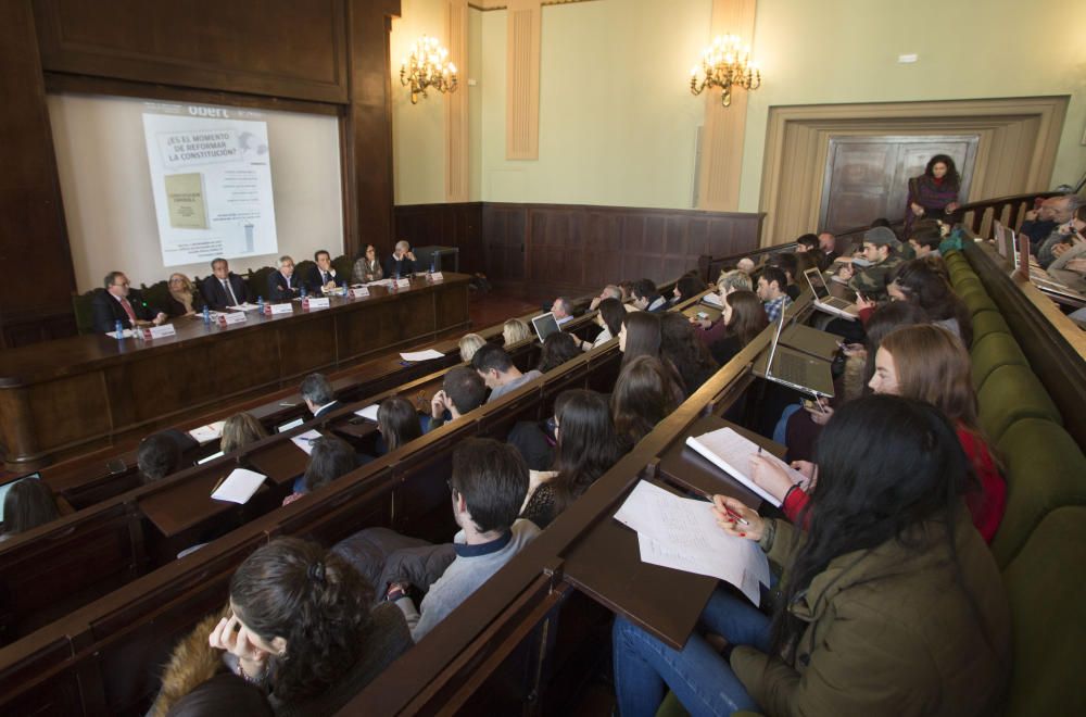 Debate sobre la reforma de la Constitución