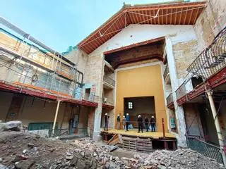 La aparición de nuevas grietas pone en duda la estabilidad de la estructura del teatro Defensora Sollerense