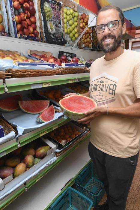 13-09-19 LAS PALMAS DE GRAN CANARIA. DISTINTAS FRUTERIAS. LAS PALMAS DE GRAN CANARIA. Reportaje fruterías. Fotos: Juan Castro.  | 13/09/2019 | Fotógrafo: Juan Carlos Castro