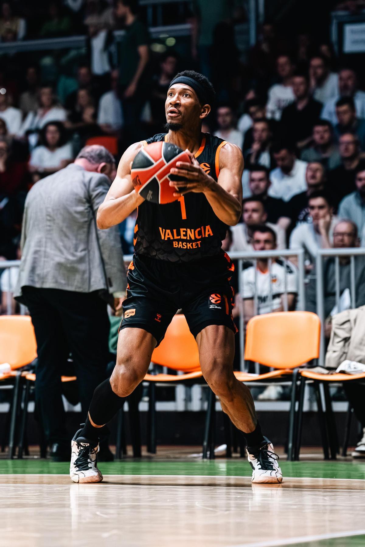 Kameron Taylor, en el partido ante el Dubai Basketball que cierra la Fase Regular de la Euroliga.