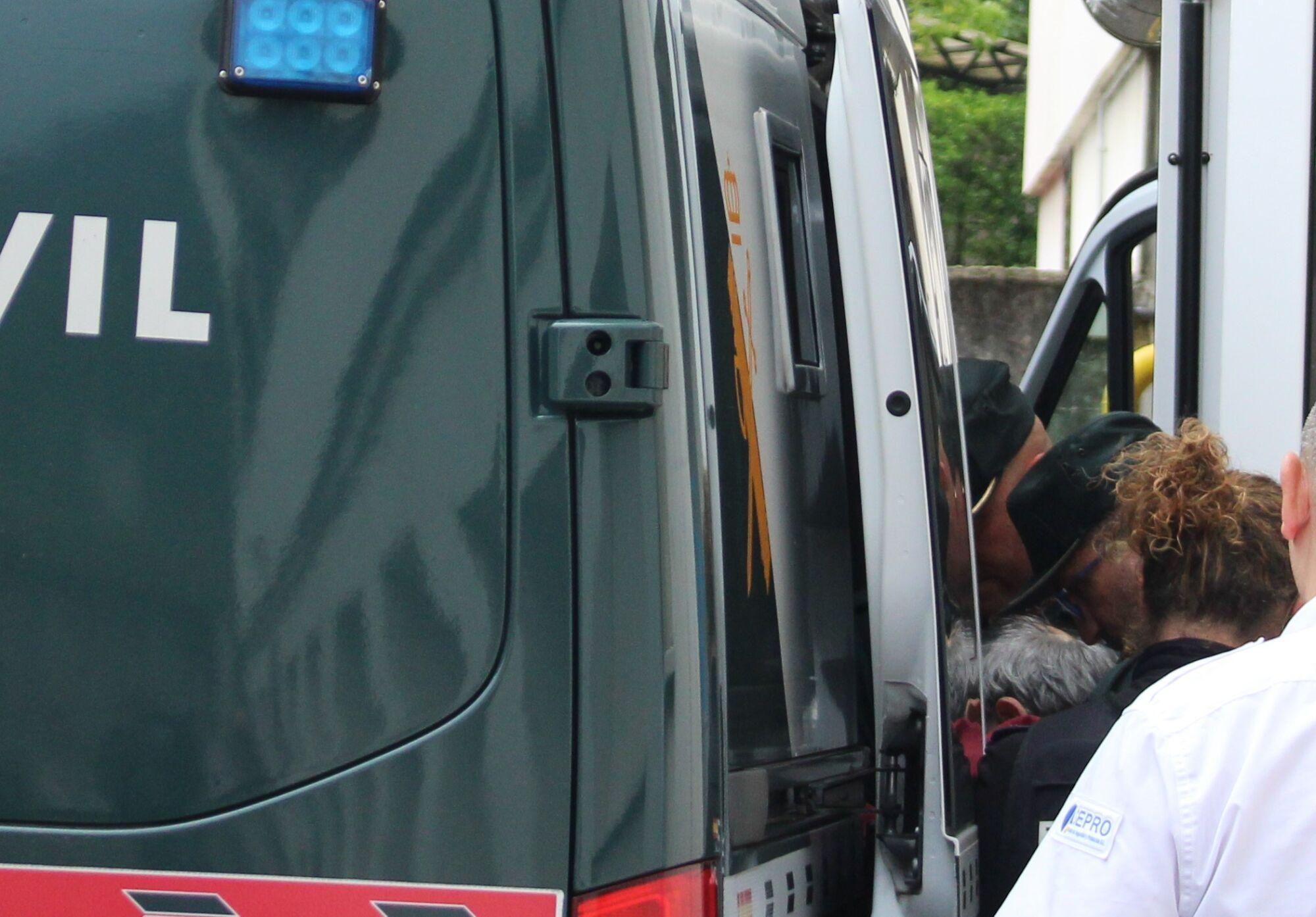 El traslado del asesino de Laviana al módulo penitenciario del Hospital Universitario Central de Asturias (HUCA).