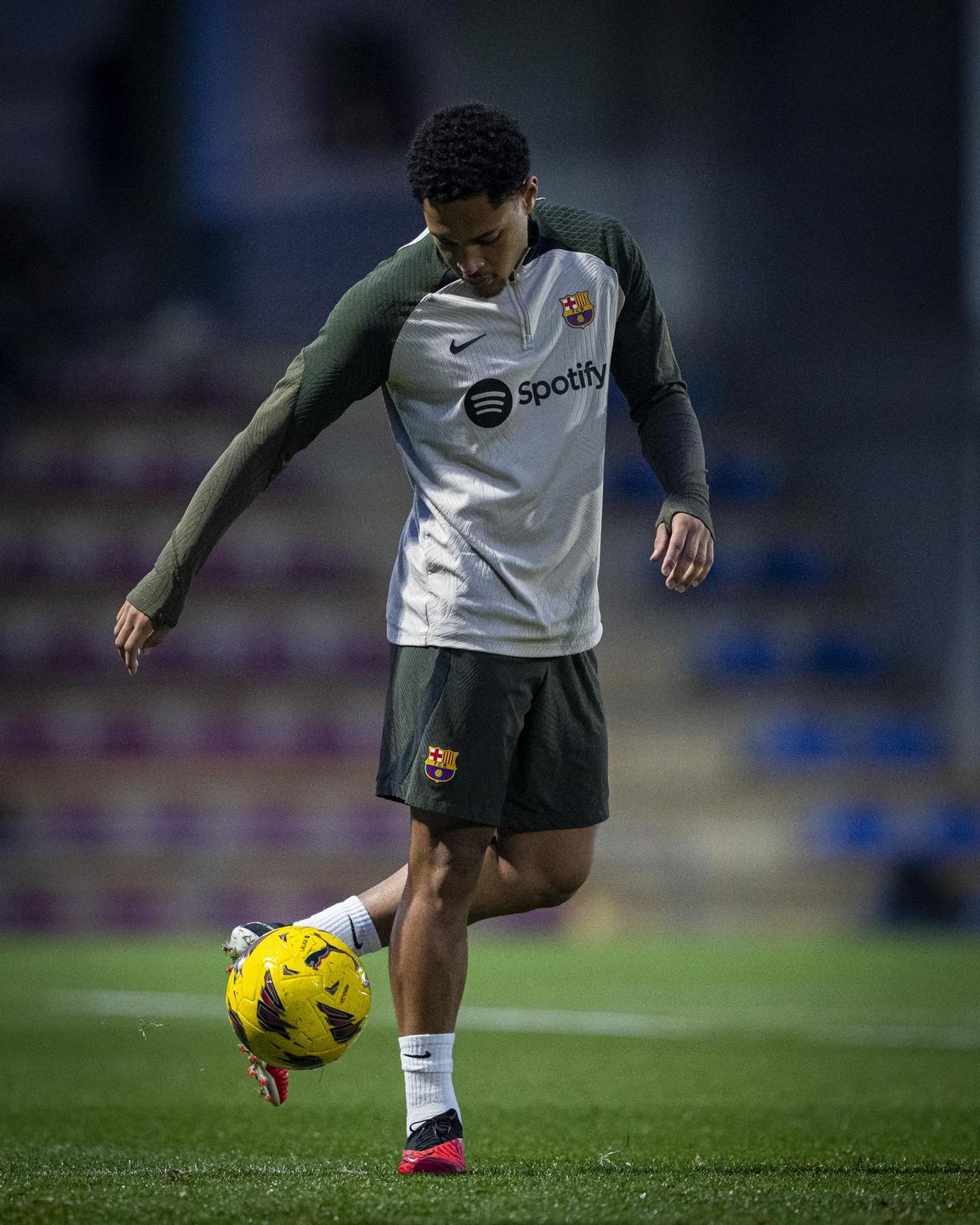 ¡Vitor Roque ya es uno más! Las mejores imágenes de su primer entrenamiento ¡Vitor Roque ya es uno más! Las mejores imágenes de su primer entrenamiento