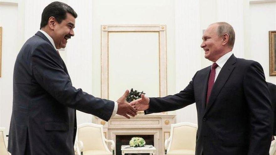 Maduro viaja a Moscú en busca de más respaldo de Putin