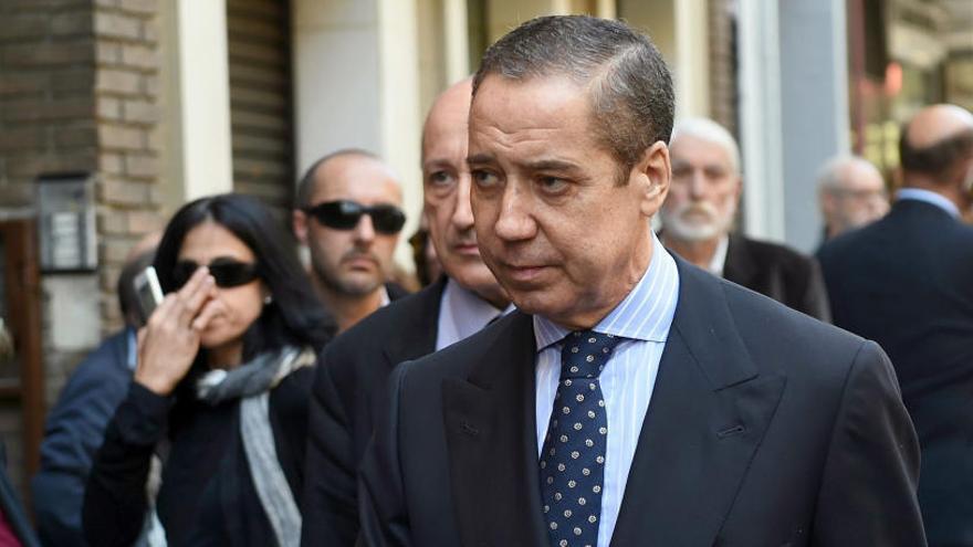 Hoteleros de Benidorm piden que Zaplana no vuelva a la cárcel y recogen firmas de apoyo