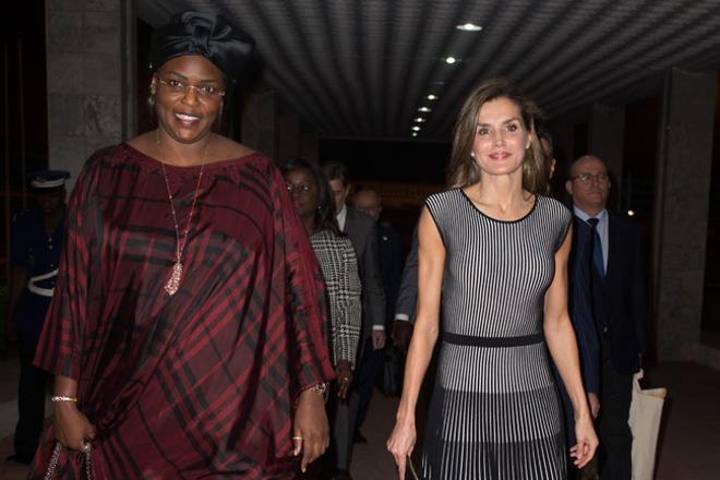 Letizia Ortiz y la primera dama senegalesa