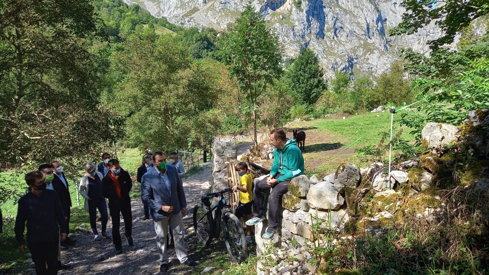 Veinte años del funicular de Bulnes: así fue la visita institucional por el aniversario de la inauguración del remonte