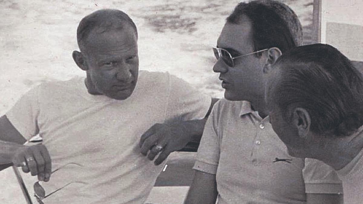 De izquierda a derecha, Edwin Aldrin, Alberto Isasi y Eduardo Filiputti.