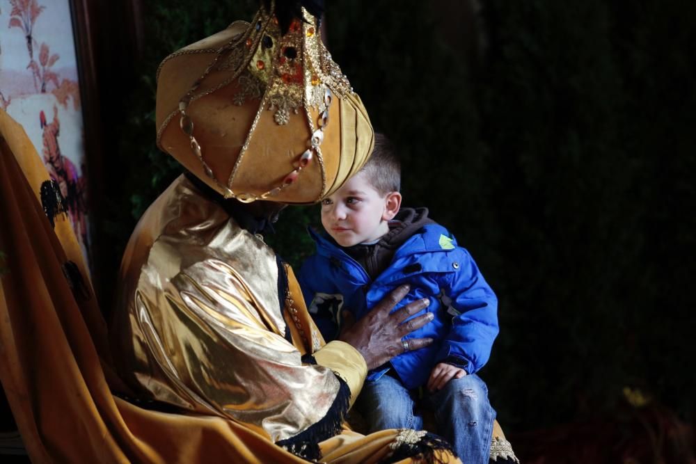 Recepción a los Reyes Magos en el Teatro Campoamor