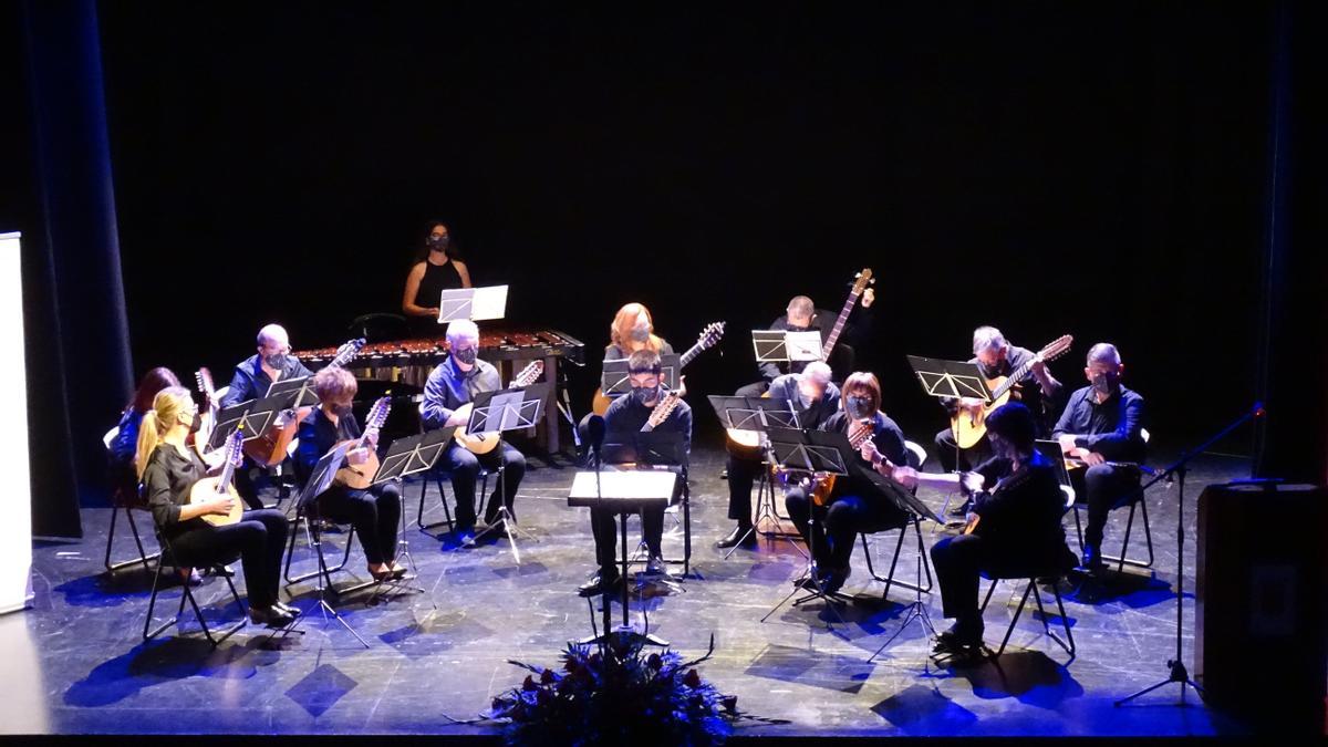 El festival dedicado a la música de plectro es una de las propuestas del fin de semana.