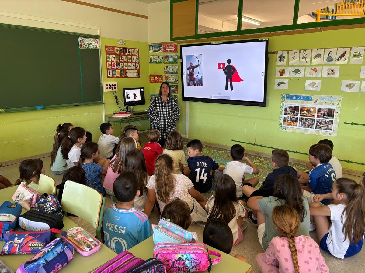 EN IMÁGENES: El alumnado del colegio El Vallín de Piedras Blancas viaja por trece países con el instituto La Magdalena de Avilés EN IMÁGENES: El alumnado del colegio El Vallín de Piedras Blancas viaja por trece países con el instituto La Magdalena de Avilés