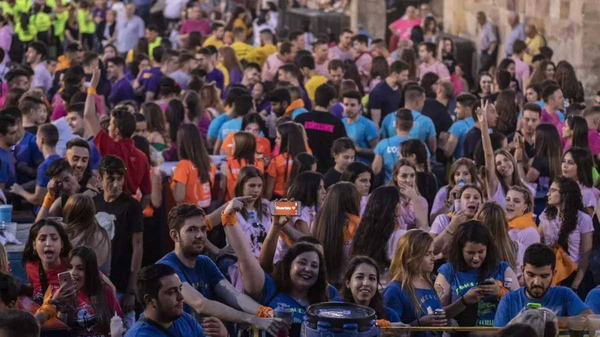 Vuelven las peñas, los carros y las pañoletas a Zamora