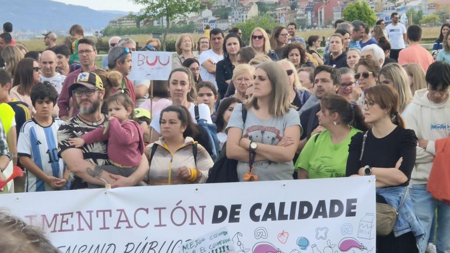 Colegios, Anpas y Concello exigen ampliar la cocina en la reforma del CEIP Reibón