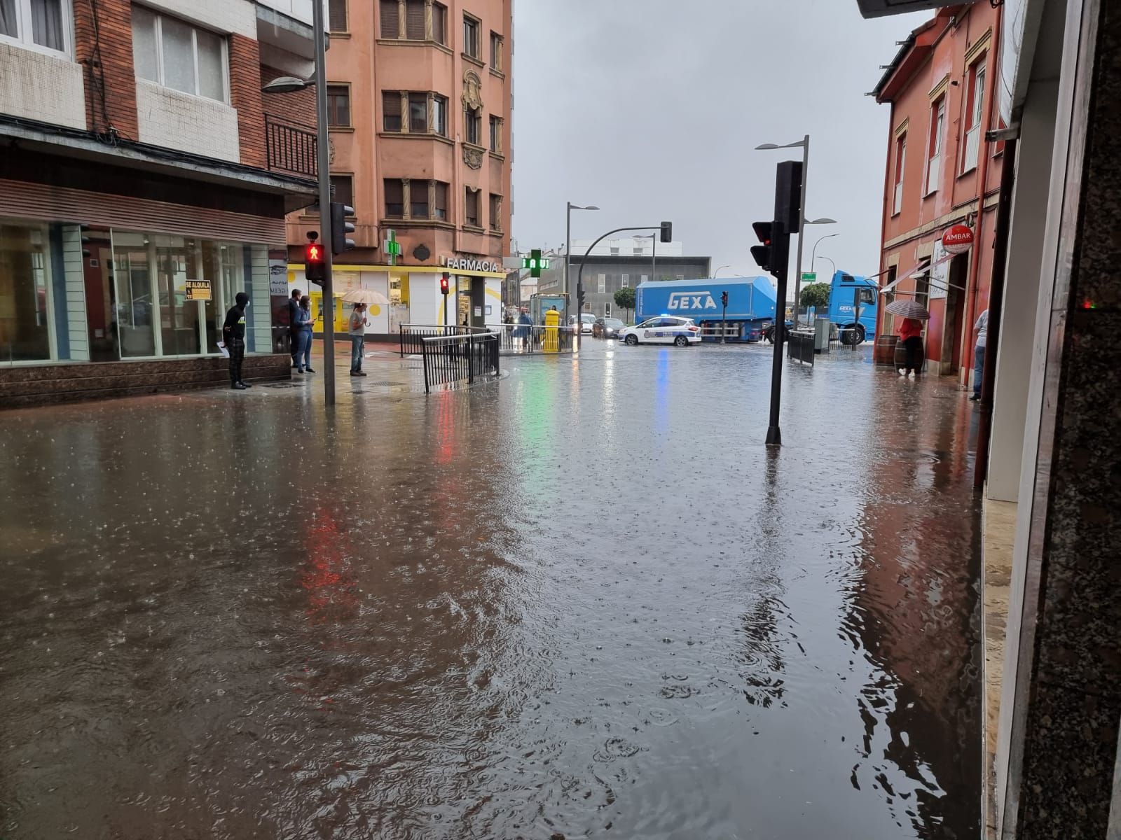 Inundaciones en Avilés por los fuertes aguaceros