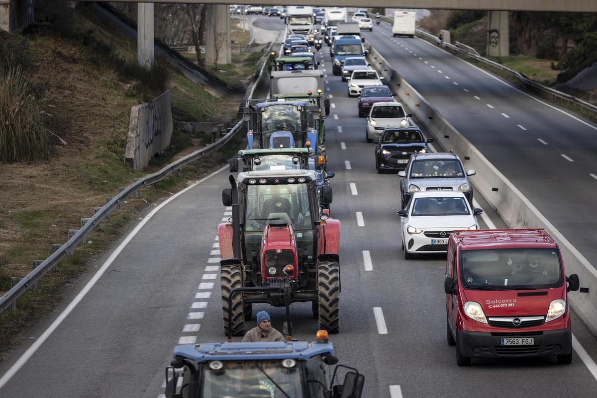 Manifestación de agricultores en Mercabarna