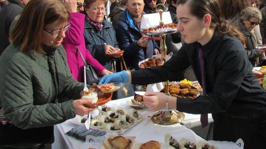 Benicarló deleita a más de 20.000 comensales con su rica alcachofa