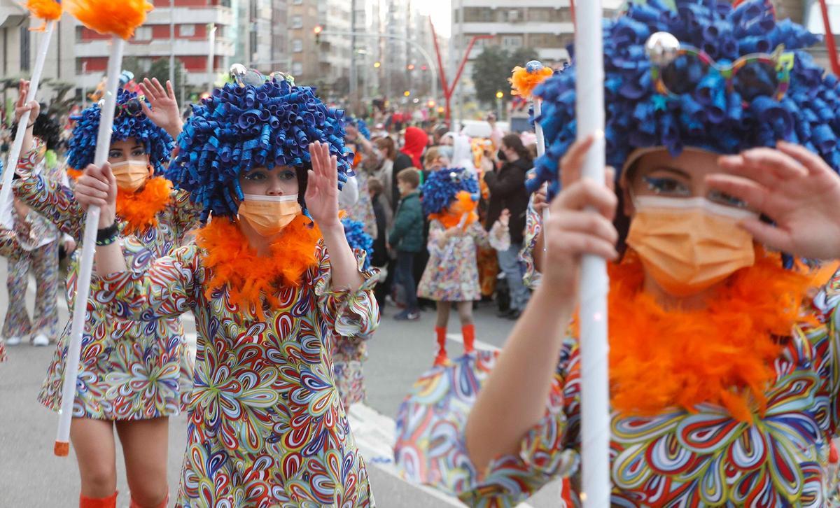 Entroido en Vigo: el desfile de la alegría tras dos años de COVID