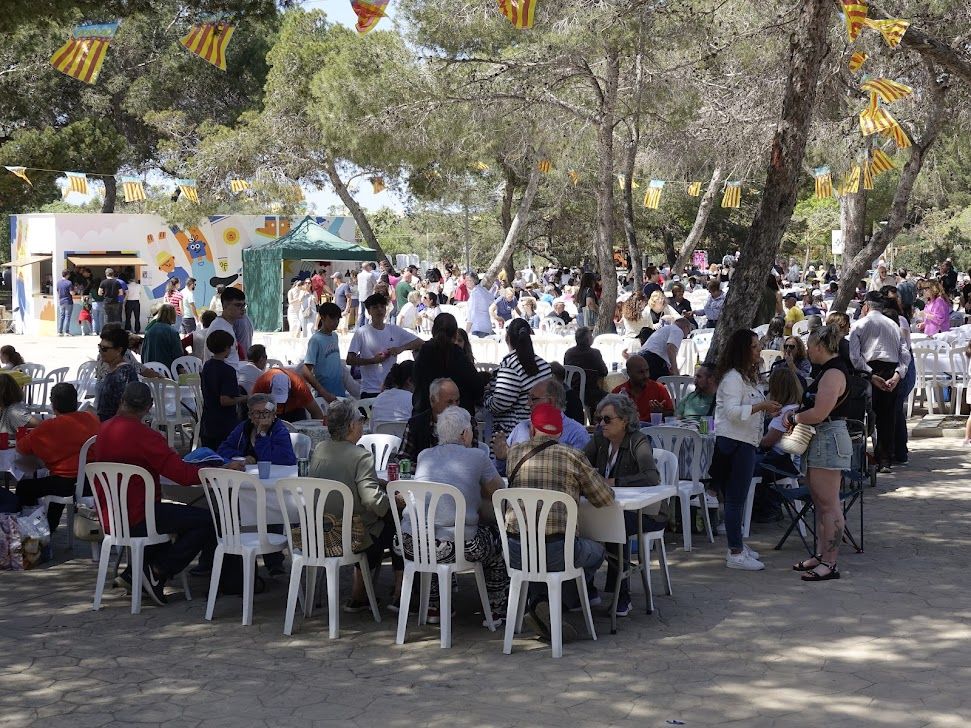 Las mejores imágenes de las 'fires' de este fin de semana: desde Calvià vila hasta el Port d'Alcúdia