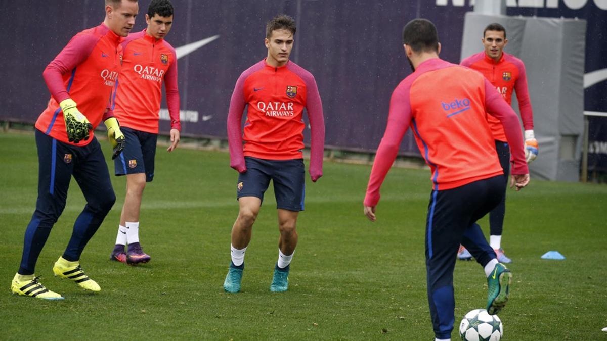 La plantilla del Barça se entrena antes del Real Sociedad - FC Barcelona