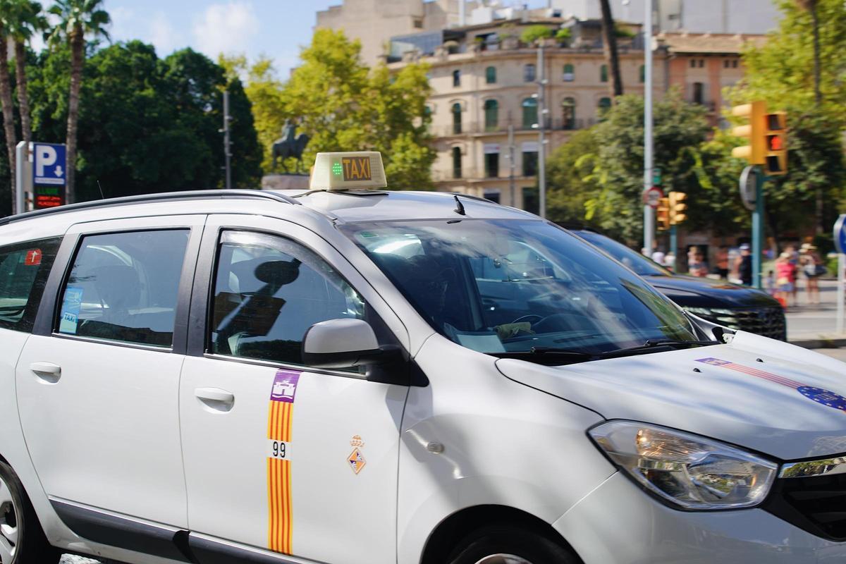 Fotografía de un taxi de Palma