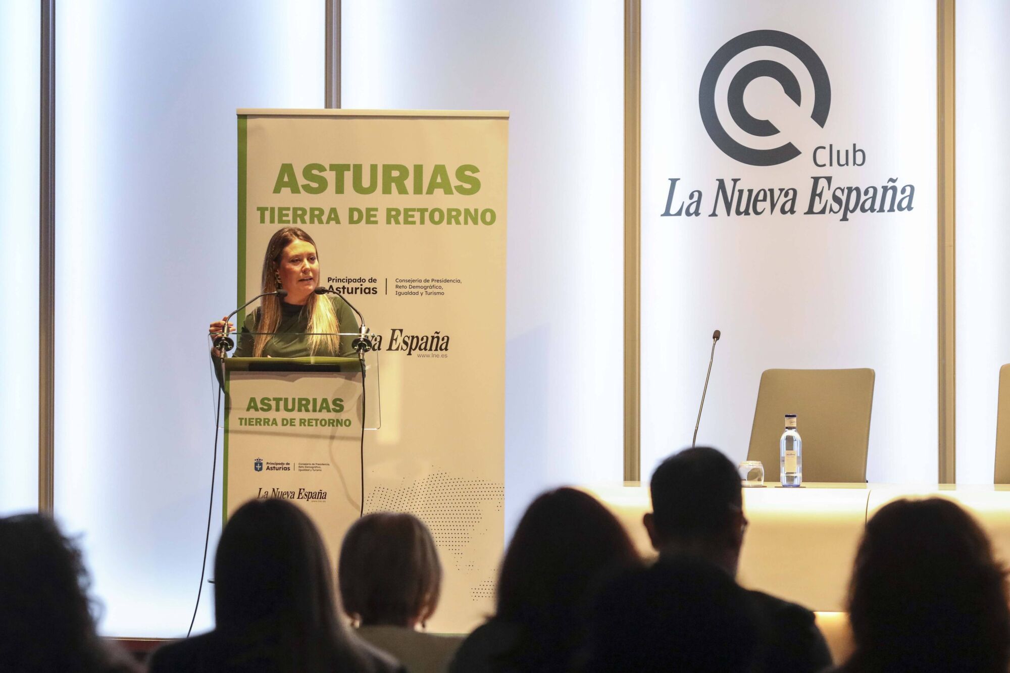 EN IMÁGENES: Encuentro "Asturias, tierra de retorno" en el Club LA NUEVA ESPAÑA 