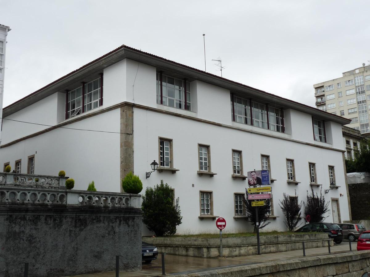 Edificio de los juzgados de Betanzos