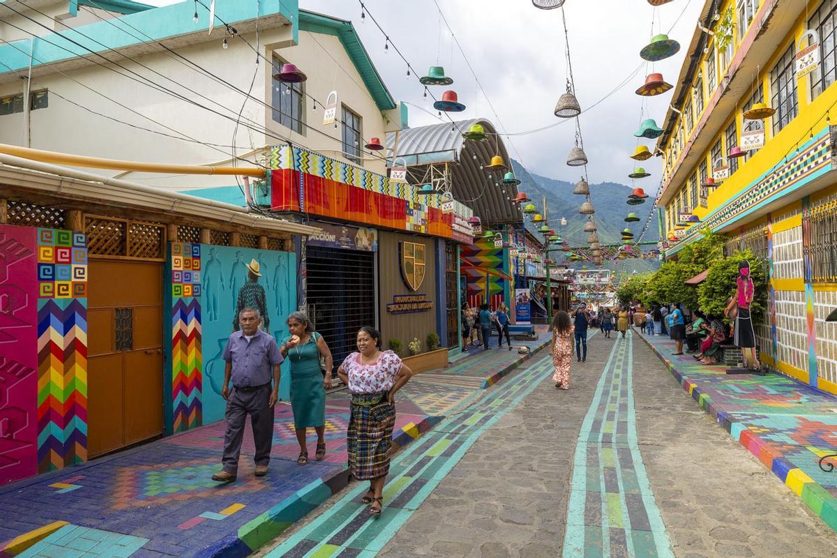 El color de los pueblos de Atitlán